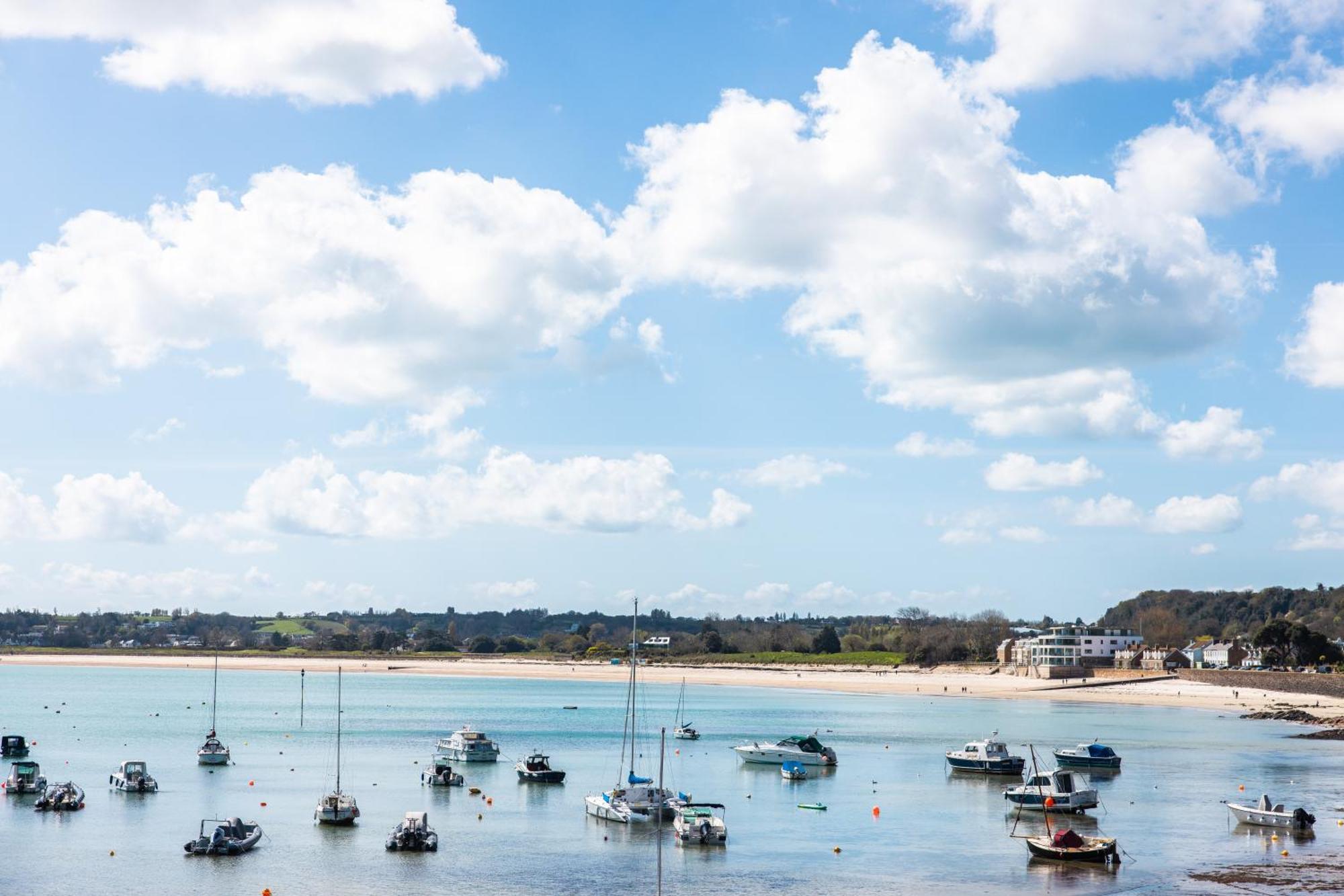 The Moorings Hotel & Restaurant Gorey Экстерьер фото