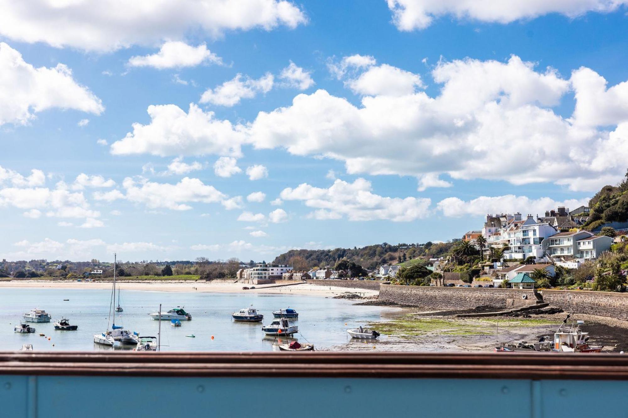 The Moorings Hotel & Restaurant Gorey Экстерьер фото