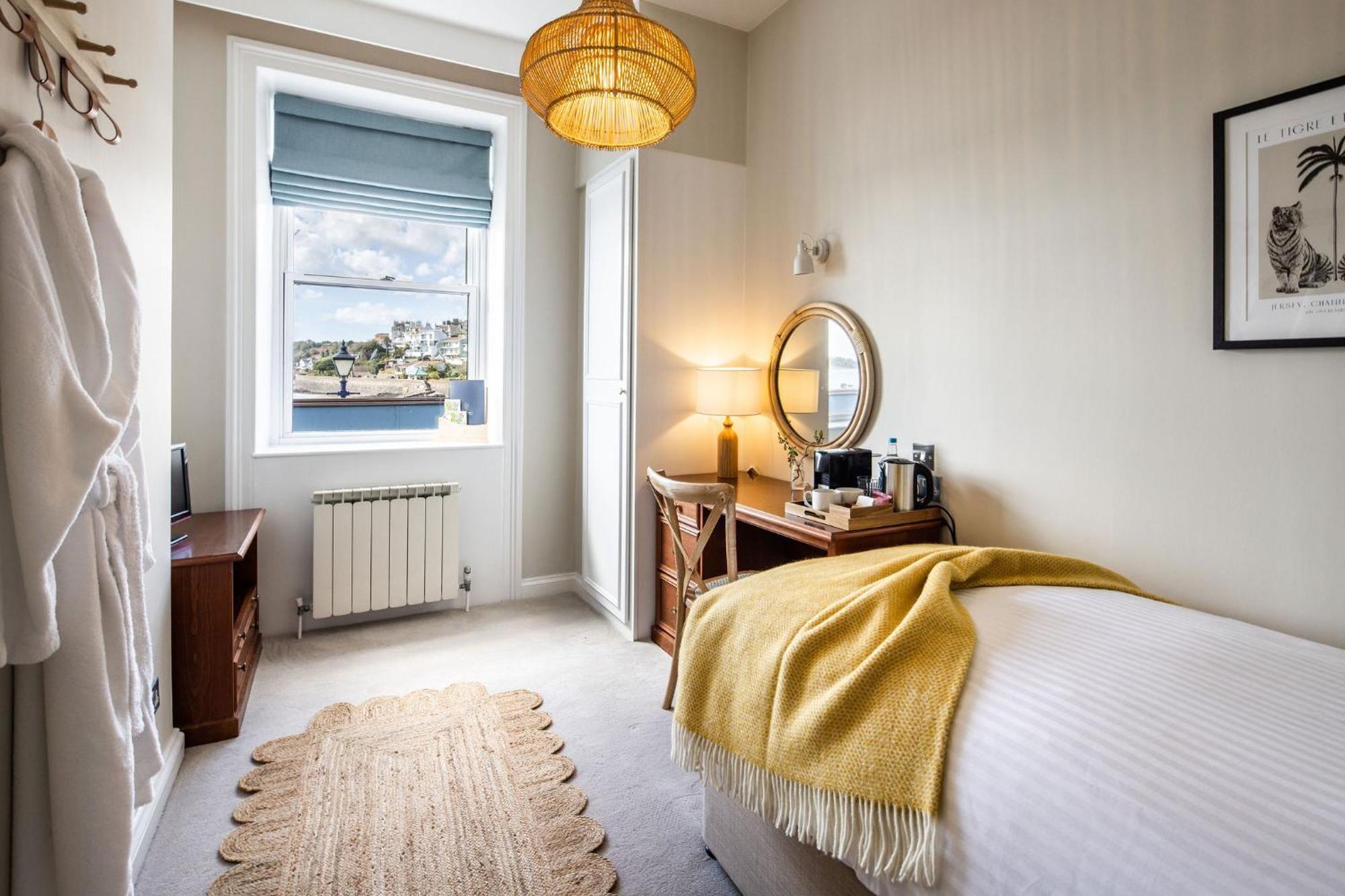 The Moorings Hotel & Restaurant Gorey Экстерьер фото