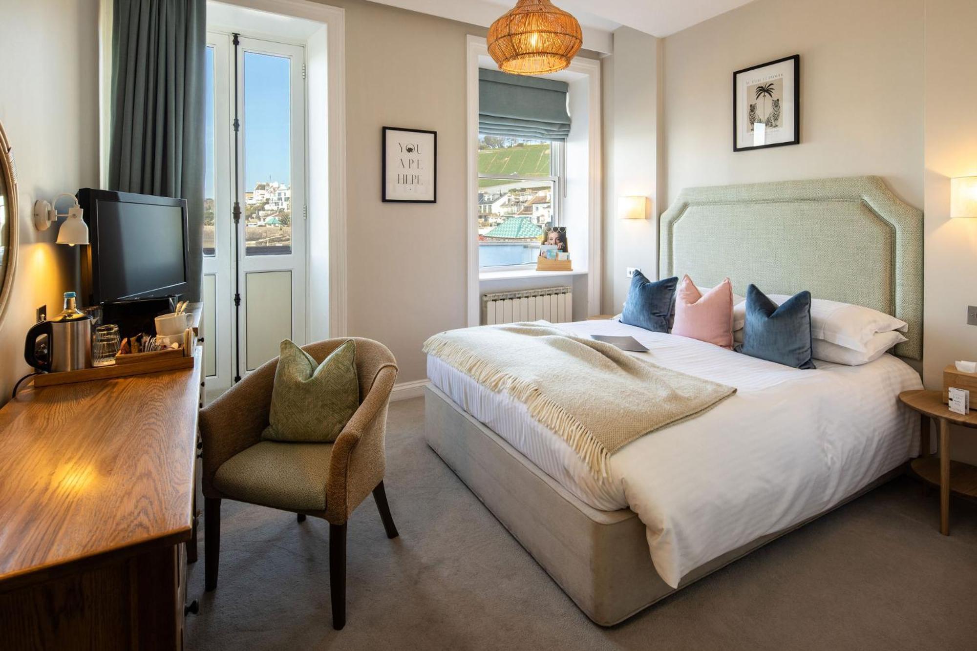 The Moorings Hotel & Restaurant Gorey Экстерьер фото