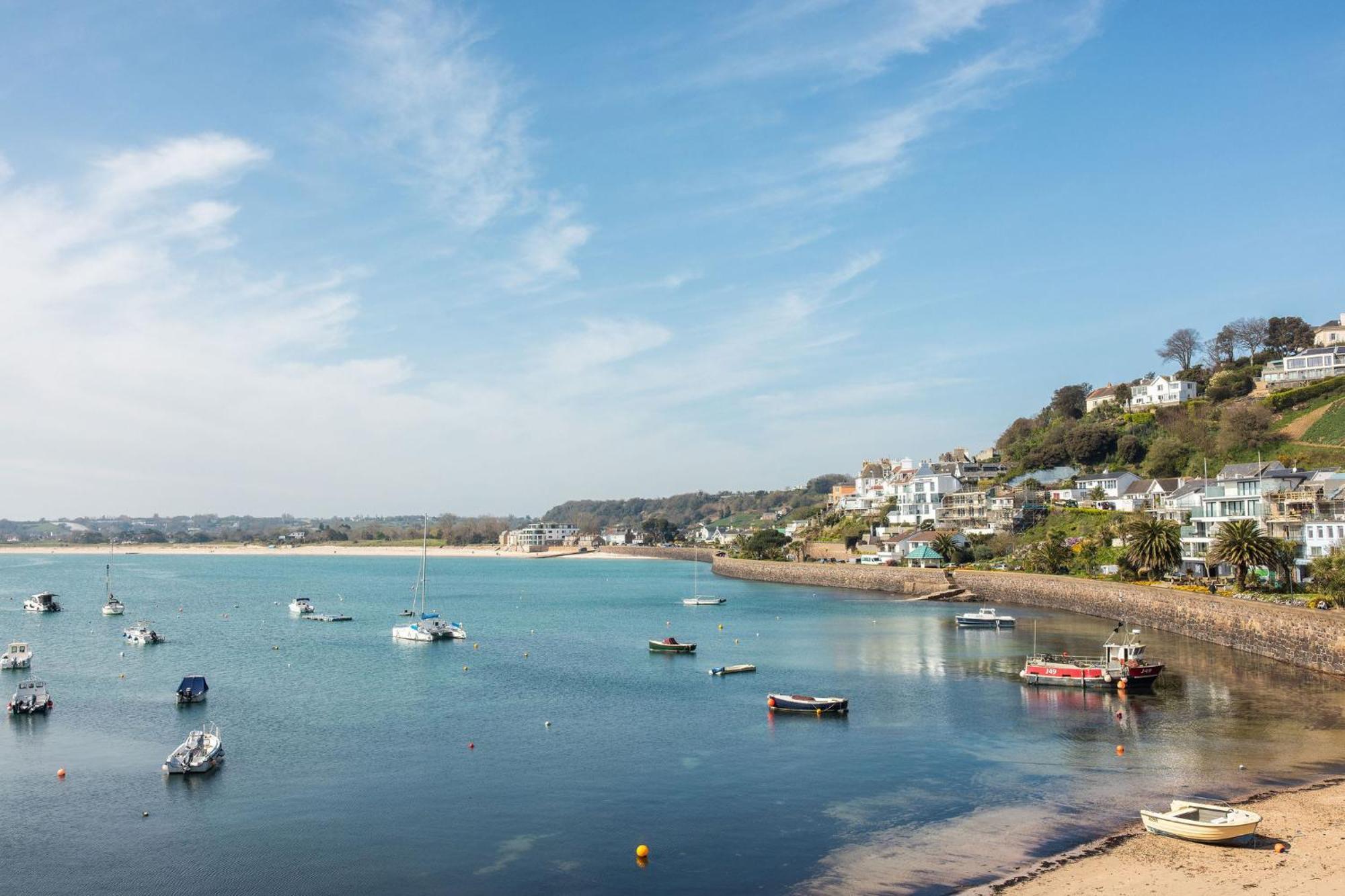 The Moorings Hotel & Restaurant Gorey Экстерьер фото